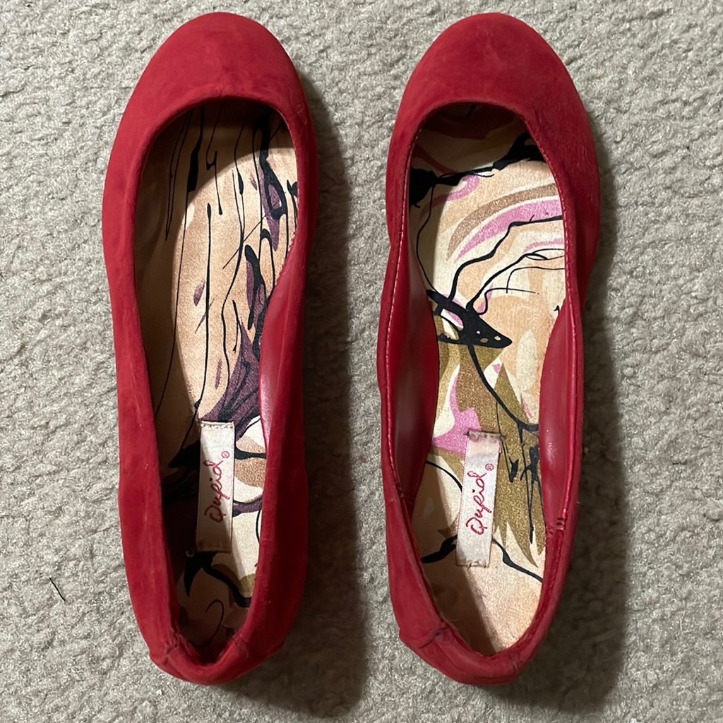 Qupid Brand Red Flats
